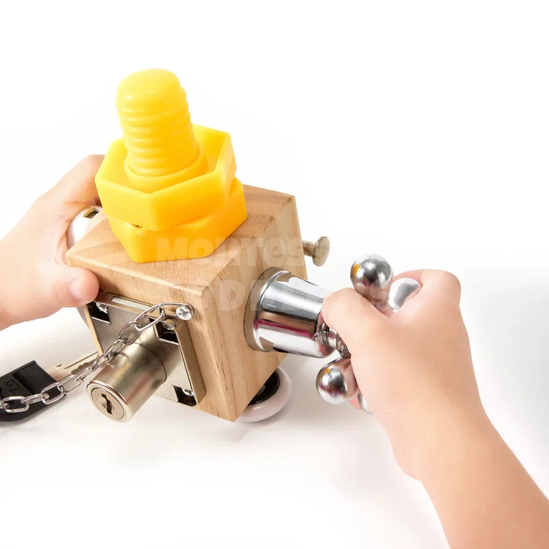 Momi Toys Busy Cube Activity Toy