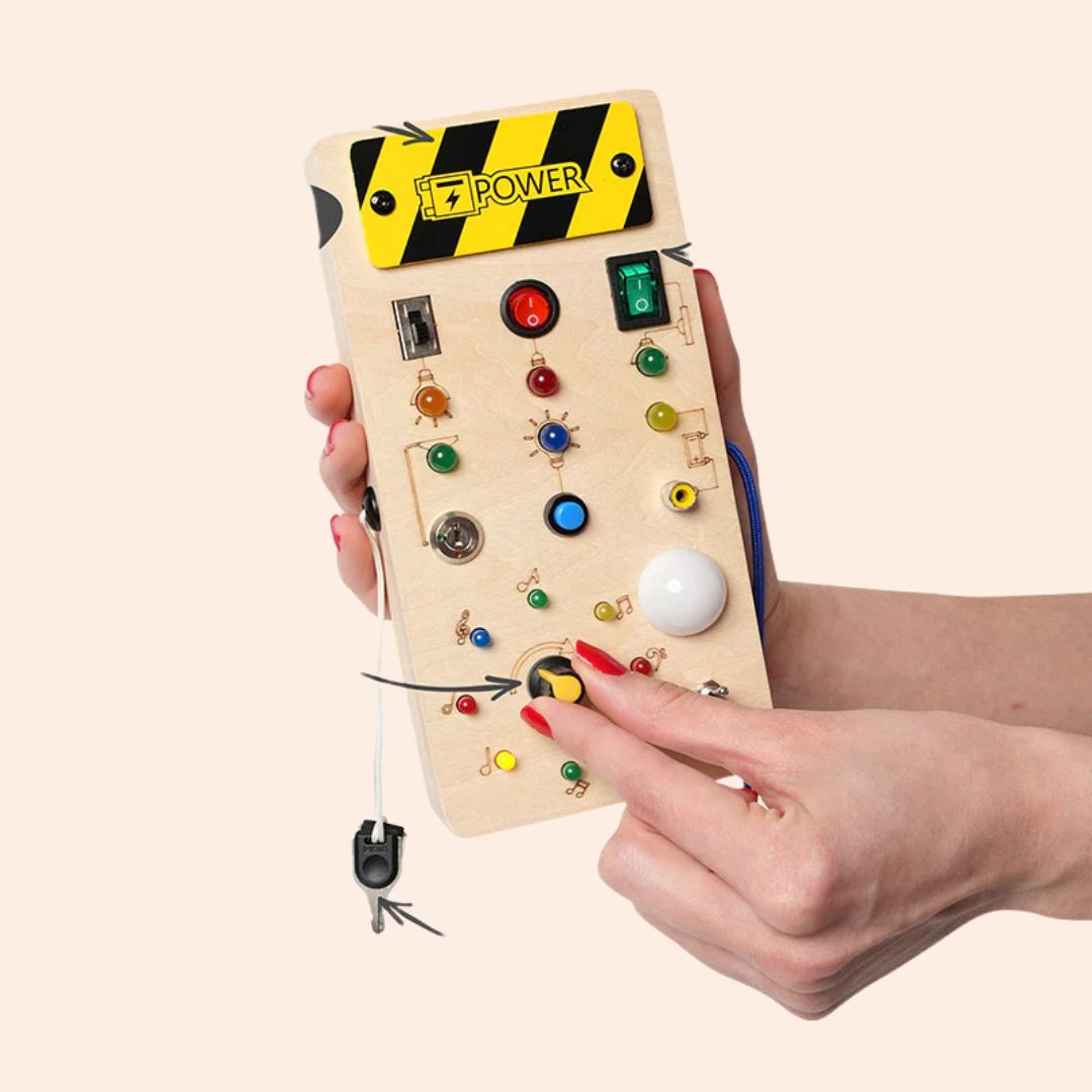 Momi Toys Wooden Busy Board