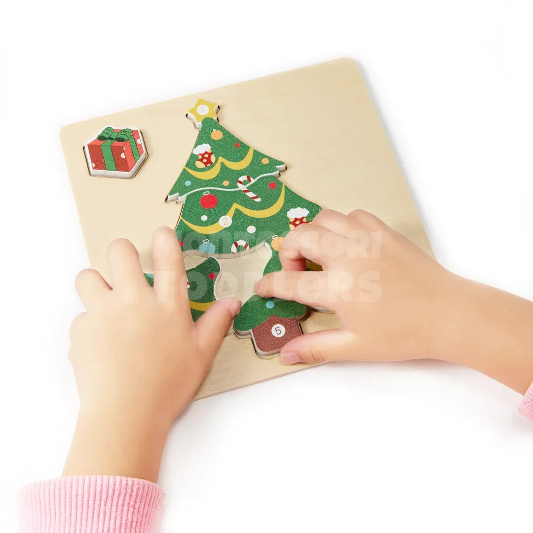 Momi Toys Wooden Christmas Puzzle Set
