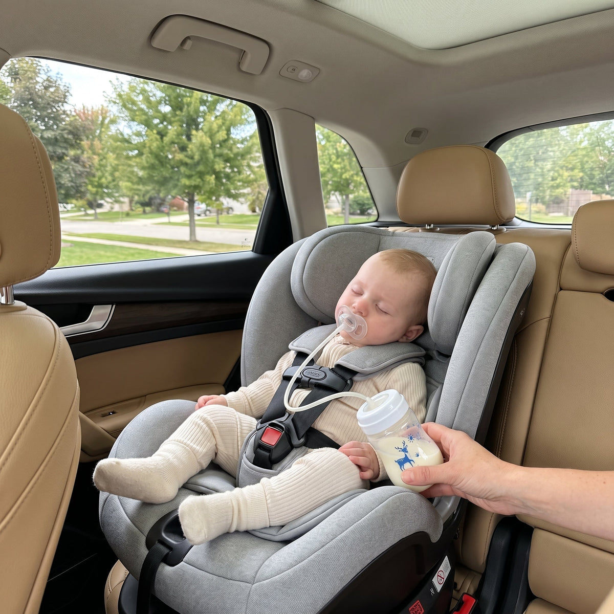 Momi Toys Hands Free Baby Bottle, Sippy Straw Feeding Bottle