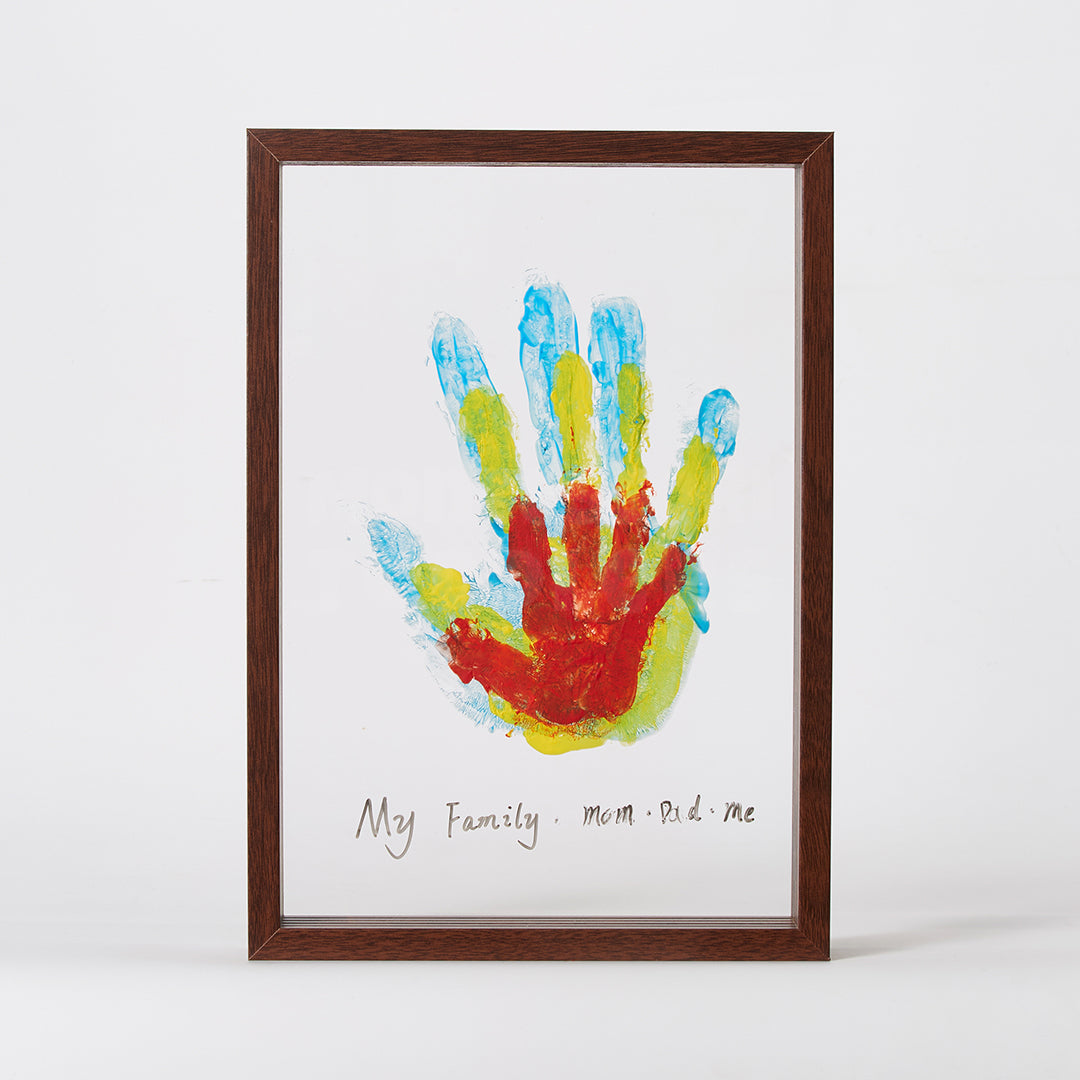 Momi Toys Family Handprint Frame Kit