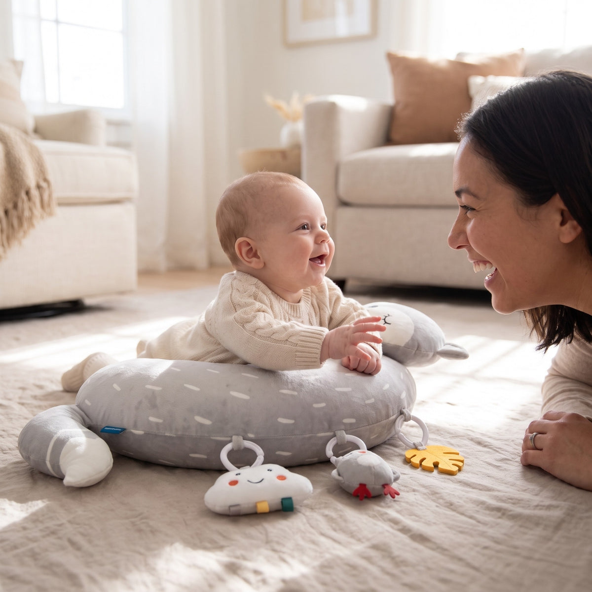momi-06-1 baby lifting head on tummy time pillow