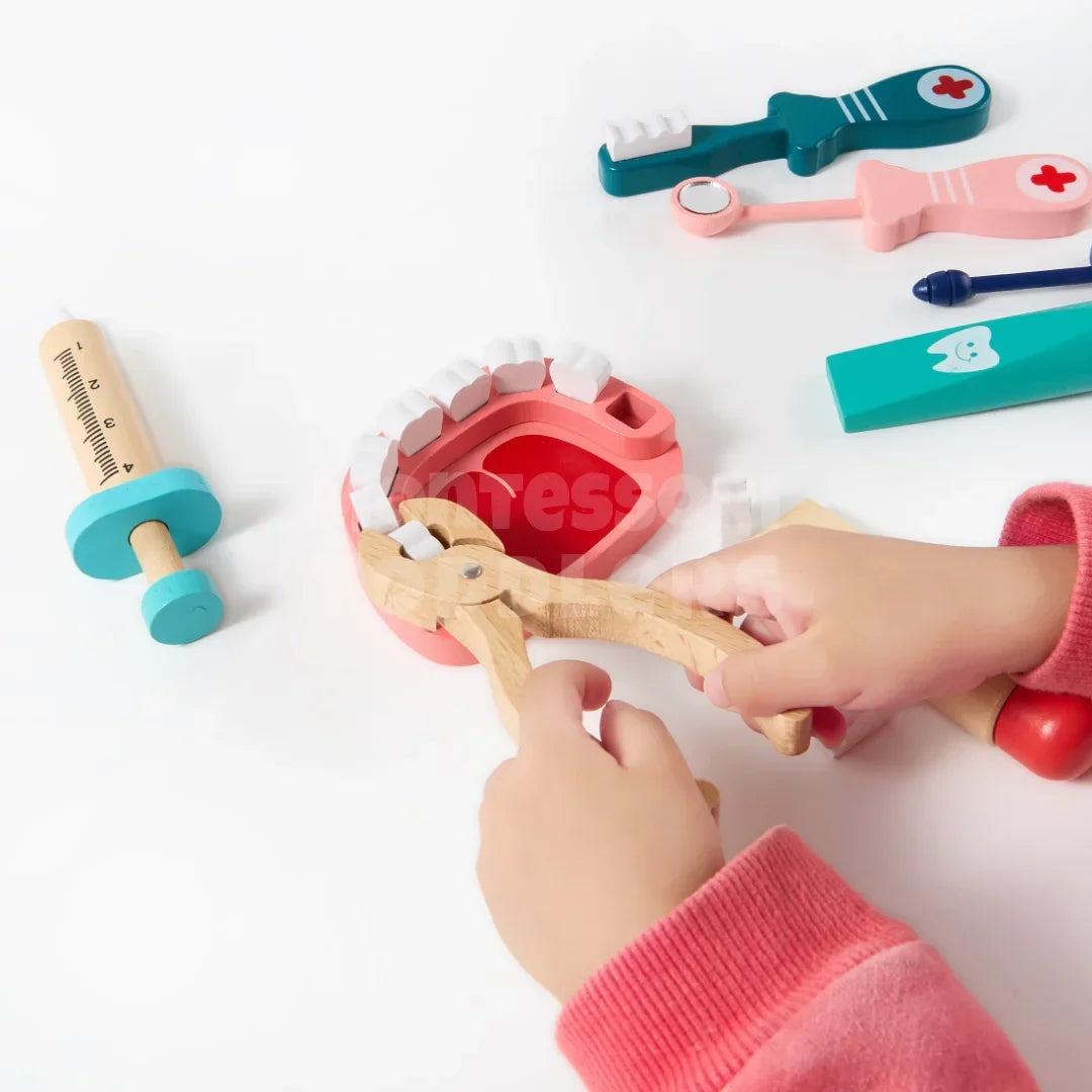 Momi Toys Wooden Doctor Play Set