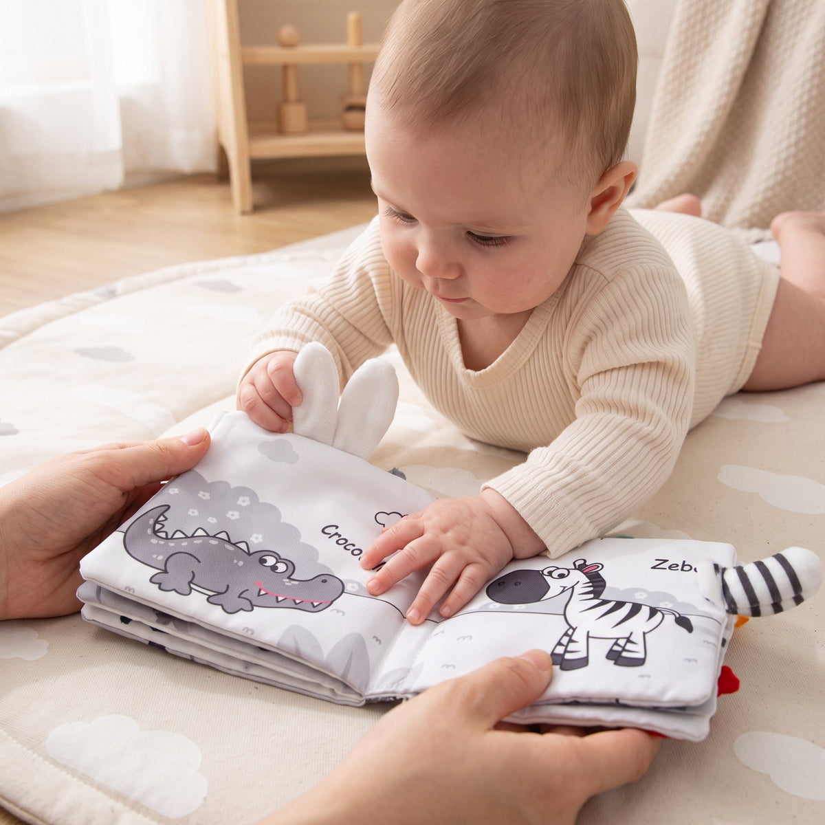 Momi Toys High Contrast Baby Cloth Book, Sensory Soft Book