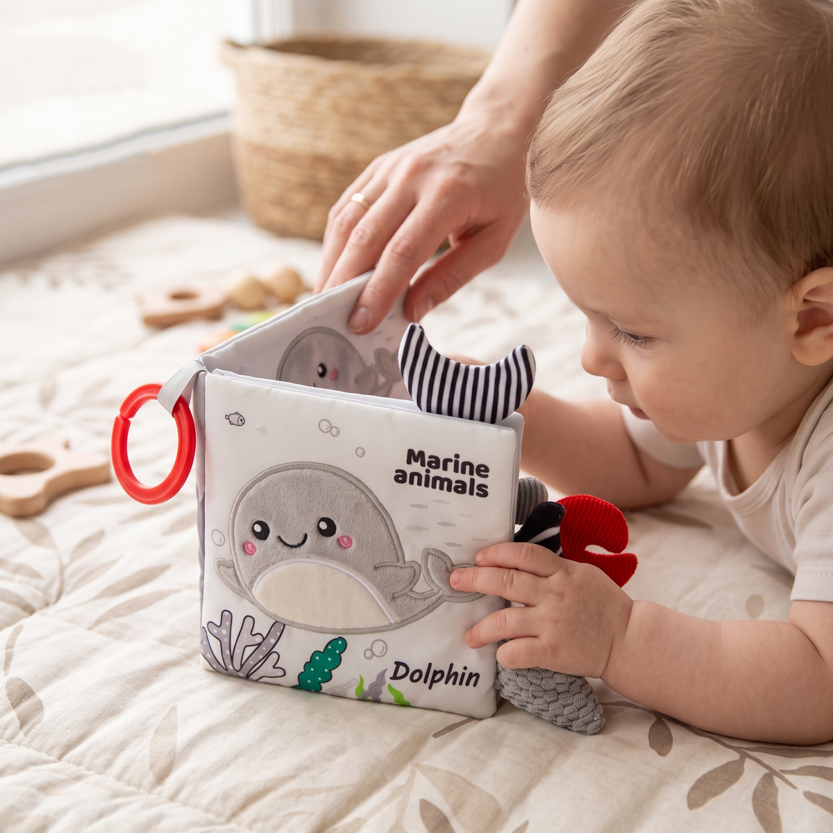 Momi Toys High Contrast Baby Cloth Book, Sensory Soft Book
