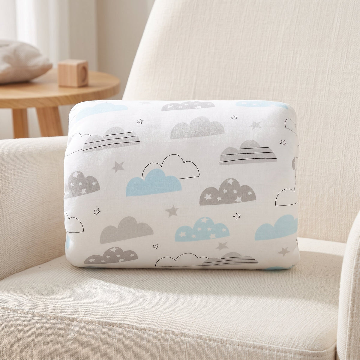 Momi Toys Nursing Arm Pillow for Feeding