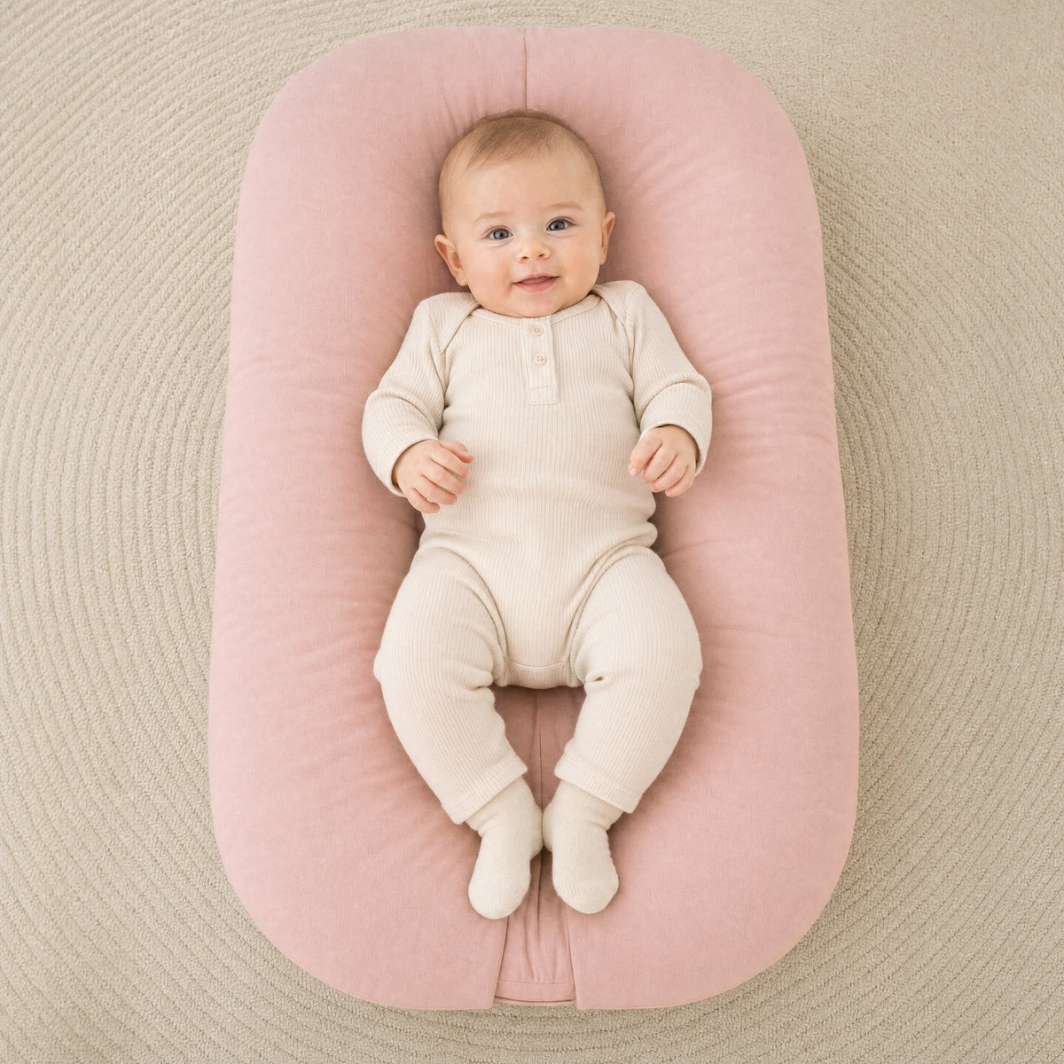 Momi Toys Baby Lounger Nest